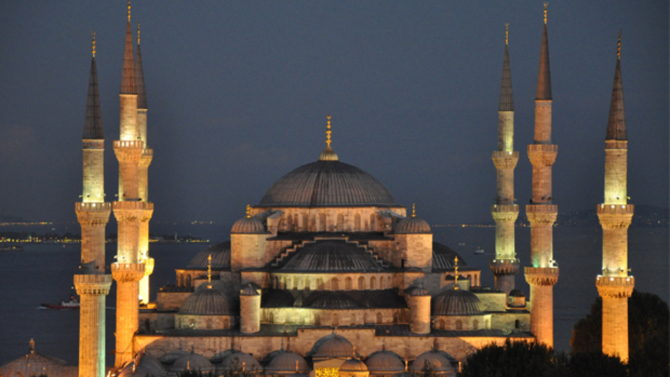 Camilere gençlik kolları!