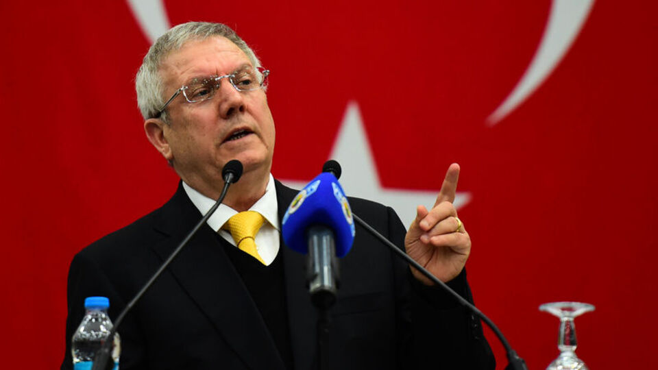 "Beni sokaktaki, medyadaki üç ahlaksız, şerefsiz gönderemez"