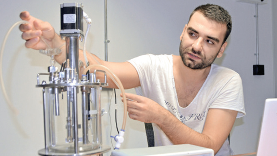 2 mühendis atıklardan icat çıkardı!