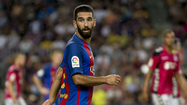 Suarez'den Arda Turan açıklaması