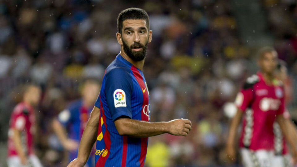 Suarez'den Arda Turan açıklaması