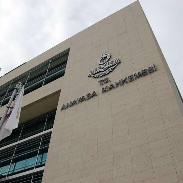 O partinin hukuki varlığına son verildi