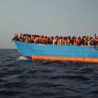 Libya'da yine göçmen faciası! 90'dan fazla ölü...