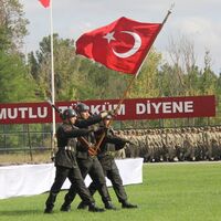 Artık garnizon komutanları törenlerde yer almayacak