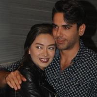 Sokak ortasında romantizm