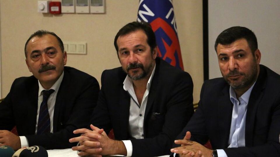 Yusuf Şimşek imzayı attı!