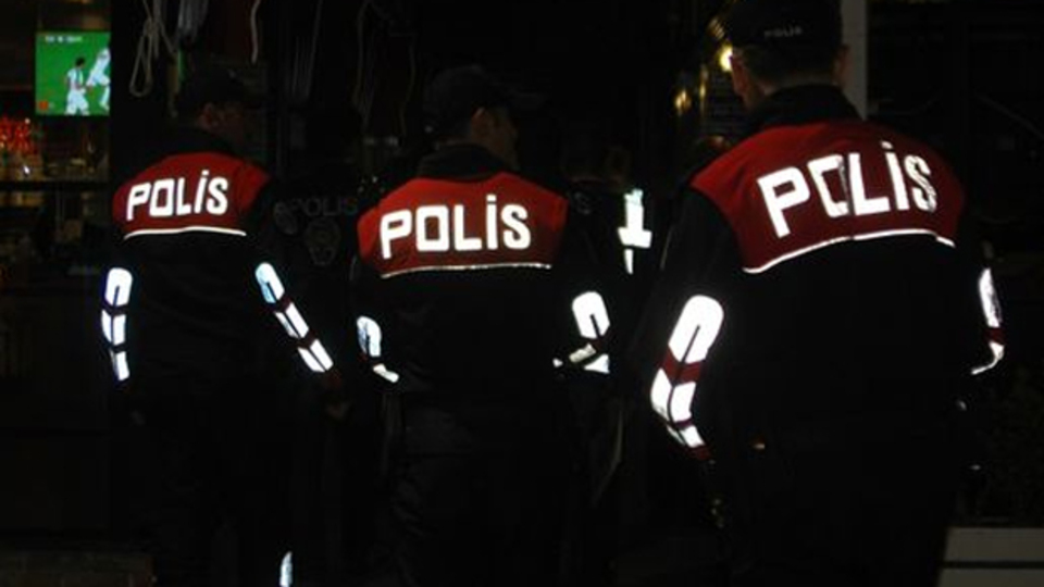 Ayhan Çarkın'a gasp suçlaması
