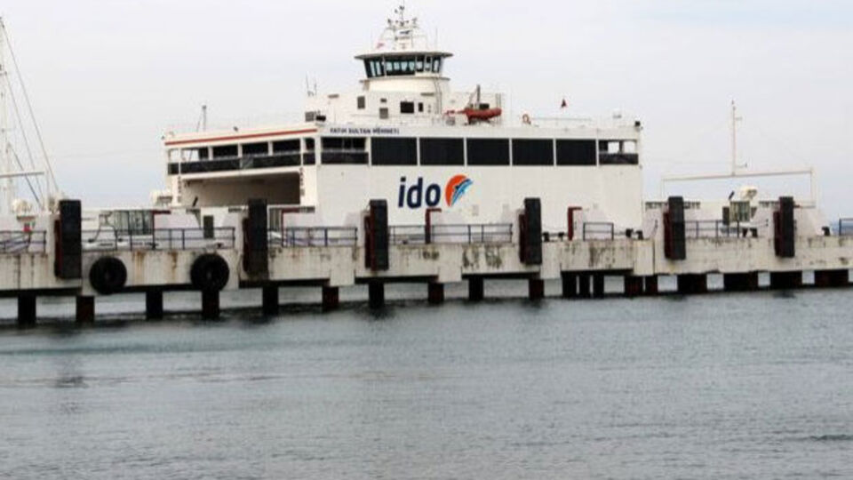 Deniz ulaşımına fırtına engeli!