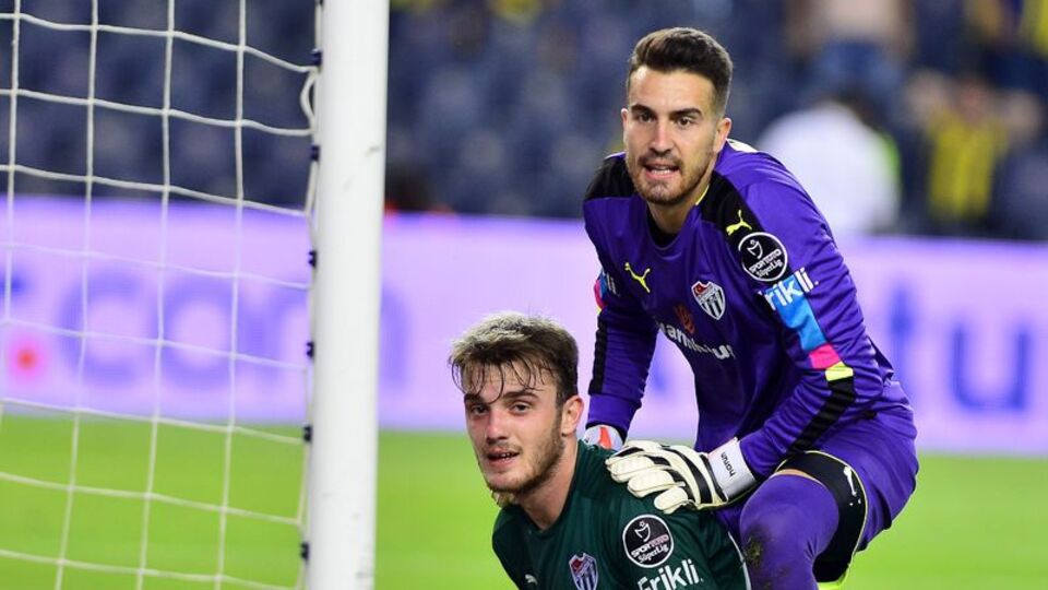 Bursaspor Harun'la uzattı