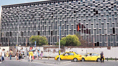 "AKM yıkılacak yenisi yapılacak"