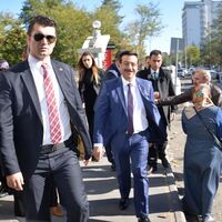 Kayyum işbaşı yaptı, ilk icraatı...