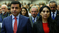 Demirtaş ve Yüksekdağ dahil 9 tutuklama