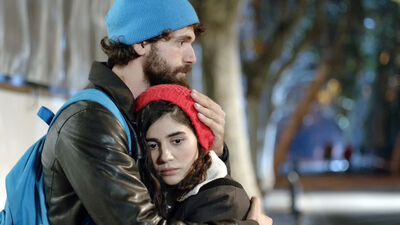 Tuna, Deniz'den ayrılır