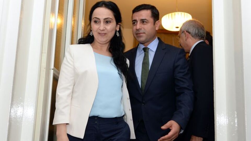 Tutuklu HDP'lilere yöneltilen suçlamalar