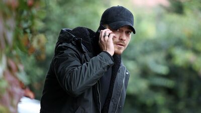 Kebapçı Celal, Sarp'tan şüpheleniyor