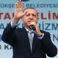 Erdoğan: Birileri tehdit ettiğinde kepenk indiren değil...