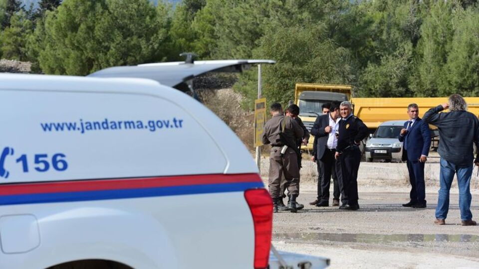 Antalya'da jandarmaya ateş açıldı! 1 şehit