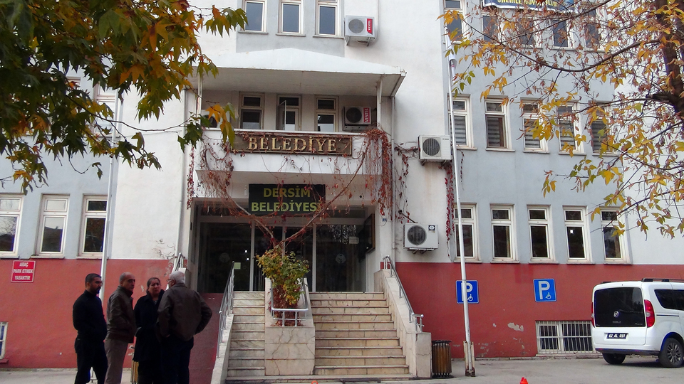 Tunceli Belediyesi'ne de kayyum atandı