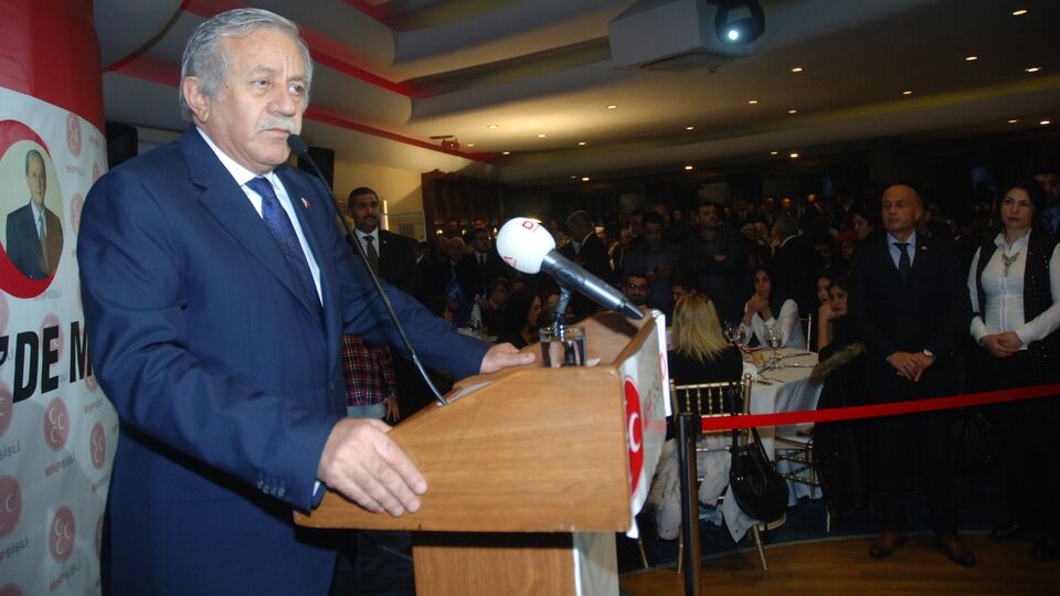 "Türk milliyetçiliği kokan bir anayasayla karşılaşacağız"