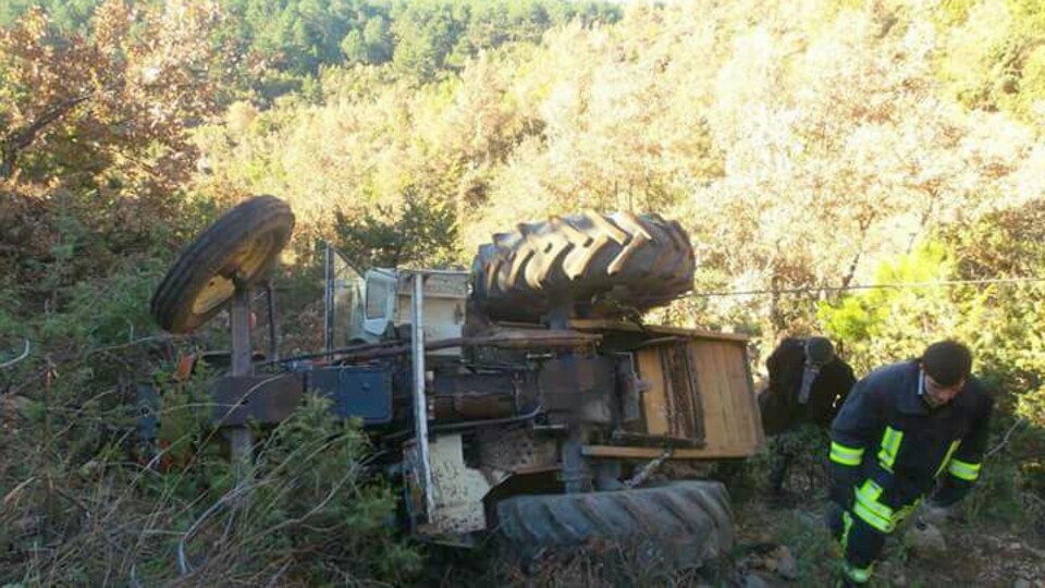 Kızıyla beraber şarampole uçtu...