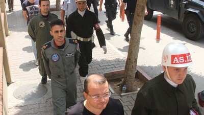 "Şaka"cı müdüre 2 kez müebbet istemi!