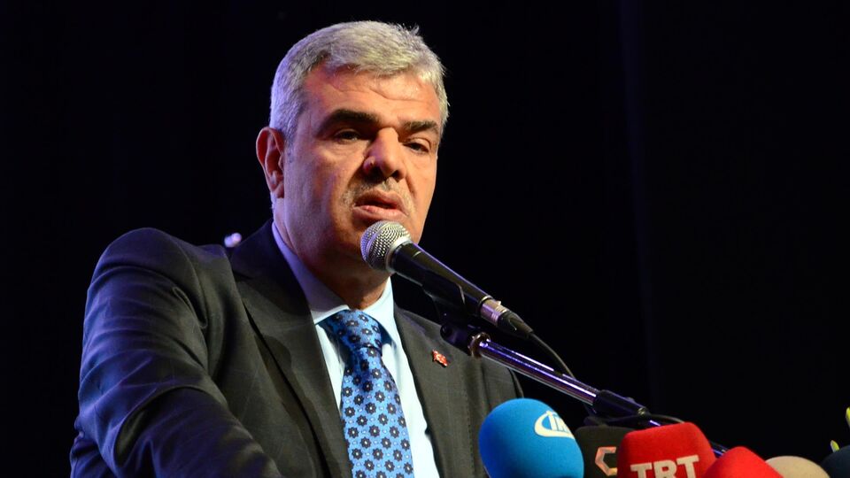 "Almanya utanç duvarı inşa ediyor"