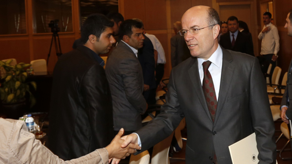 Büyükelçi Naci Koru, güven mektubunu sundu