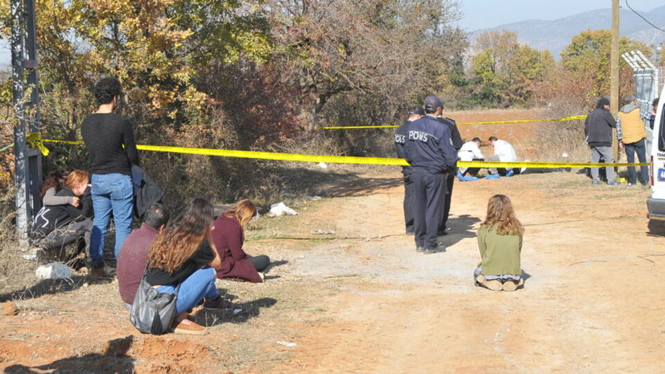 Yere yığılıp kaldılar!