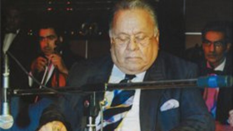 Ünlü sanatçı yoğun bakımda!