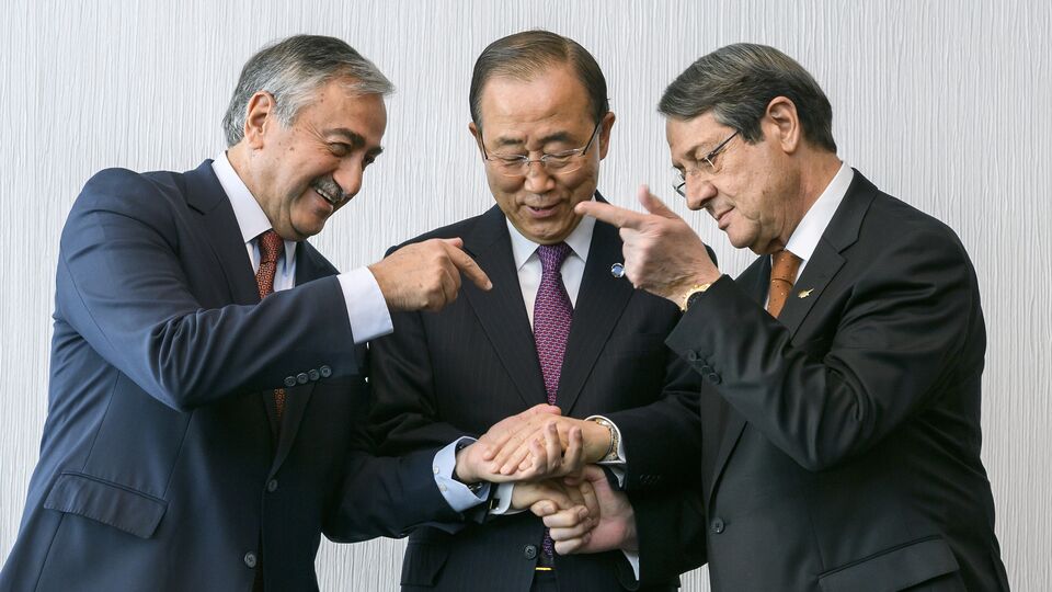 Ban Ki-mun, Mustafa Akıncı ile görüştü