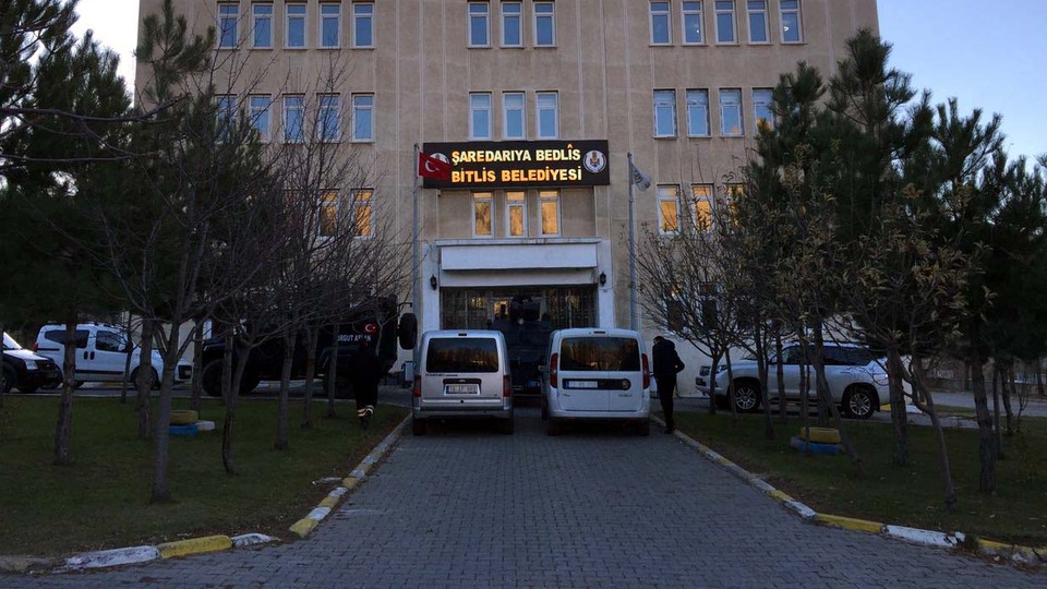 Bitlis Belediye Başkanı tutuklandı