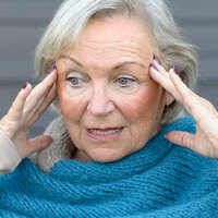 Menopoz gözleri nasıl etkiliyor?