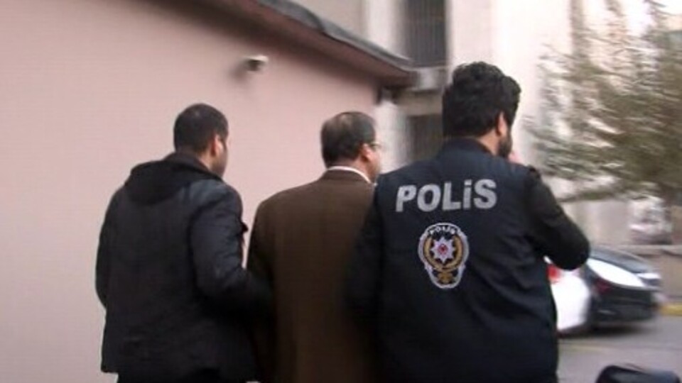 Şike savcısının kardeşine FETÖ gözaltısı