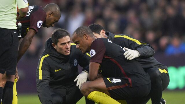 Kompany'den City'e kötü haber!