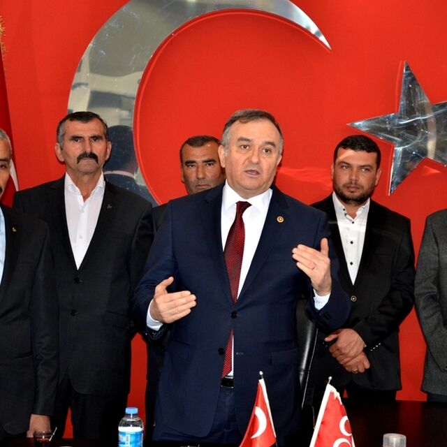 "Bizim ustamız Bahçeli'dir"