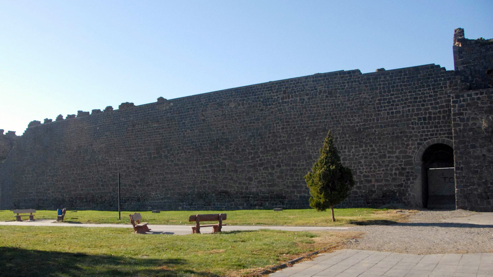 Çin Seddi'ni geride bıraktı!