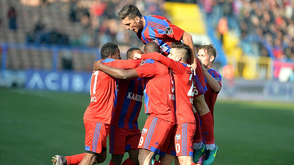 Karabük'te 2 gol, 1 kırmızı kart