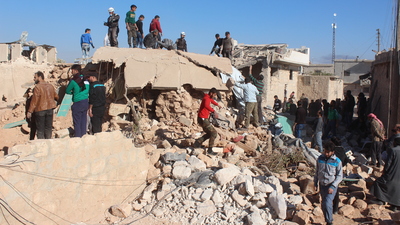 Halep'e hava saldırısı: 46 ölü, 325 yaralı