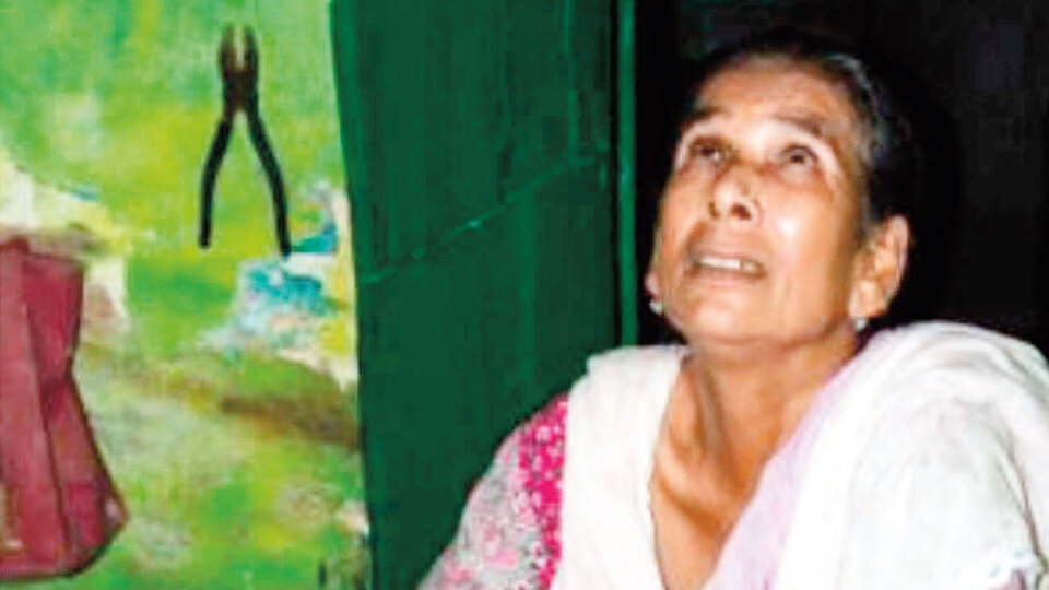 Timur'un torunları çaycılık yapıyor