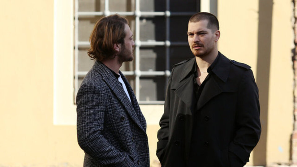 Sarp ve Mert'in yolu kesişiyor