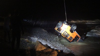 Yolu kısaltmak isterken, başına öyle birşey geldi ki...