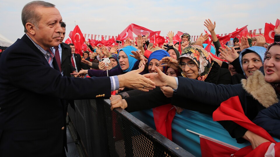 Seçmenin ilk adayı Erdoğan
