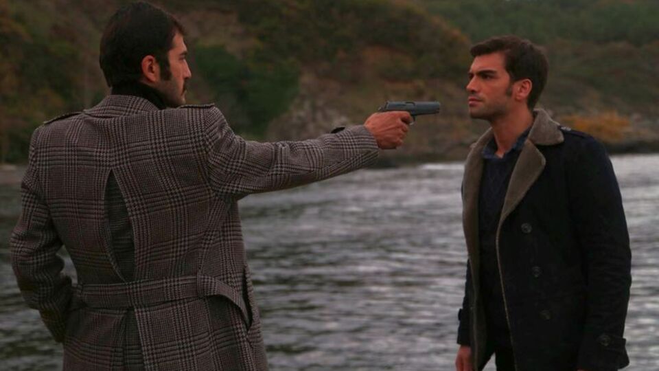 Ölümcül plan kusursuz işlemektedir!