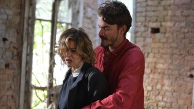 Cem gizli kozunu oynuyor!