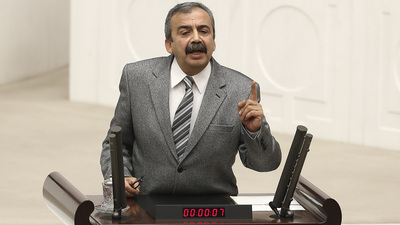 Sırrı Süreyya Önder için 33 yıl hapis istemi