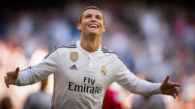 Ronaldo'nun yıllık geliri dudak uçuklattı!