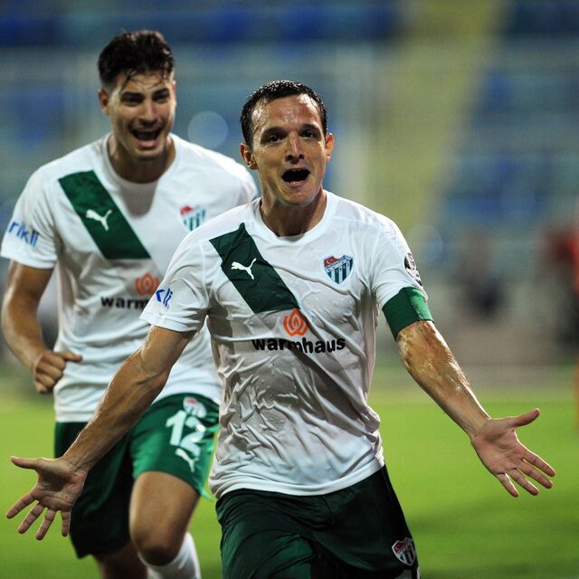 Timsah'ın kozu Batalla!