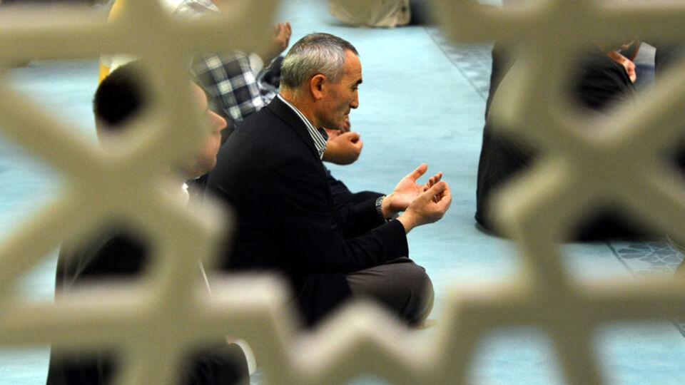 Tüm camiilerde hatim indirilecek