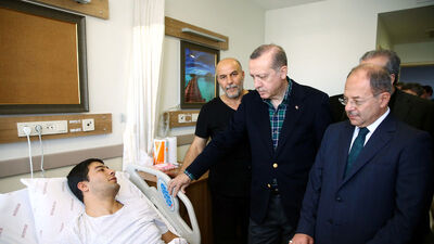 Erdoğan'dan yaralılara ziyaret: En ağır bedelleri ödeteceğiz