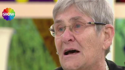 Karatay gözyaşlarını tutamadı